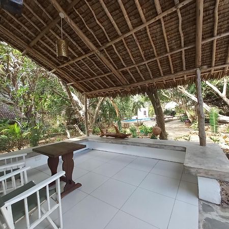 Watamu Beach Cottages Bagian luar foto