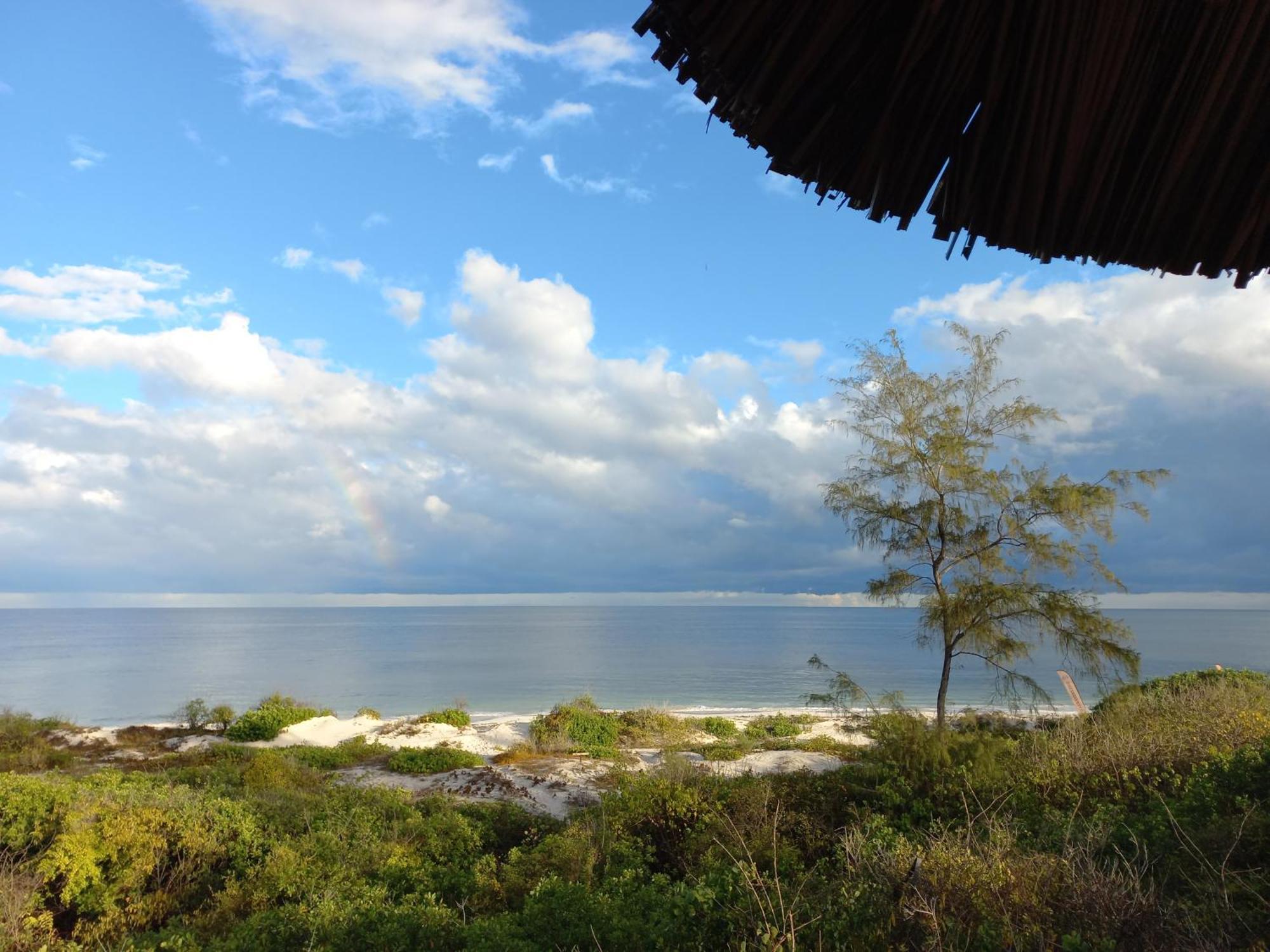 Watamu Beach Cottages Bagian luar foto