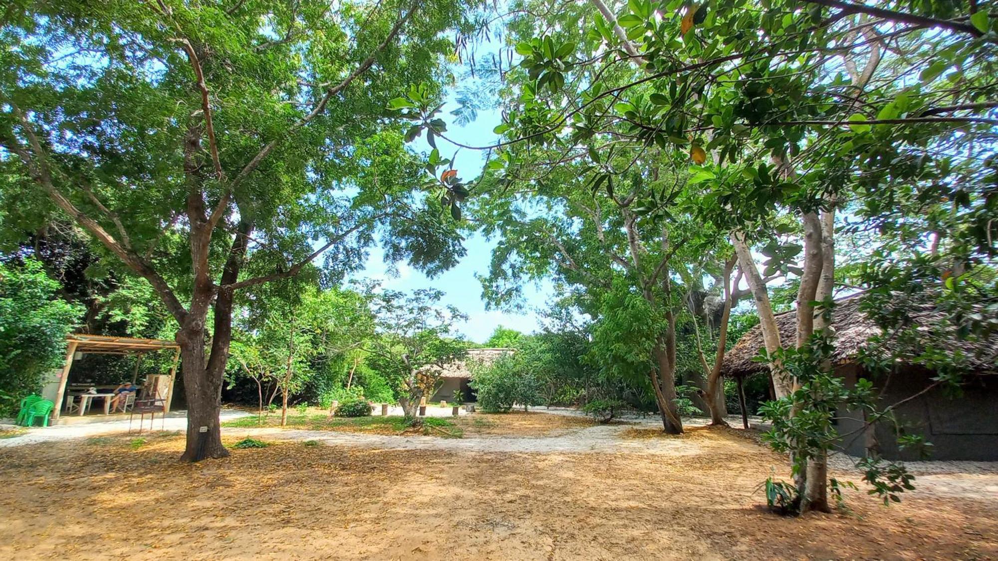 Watamu Beach Cottages Bagian luar foto