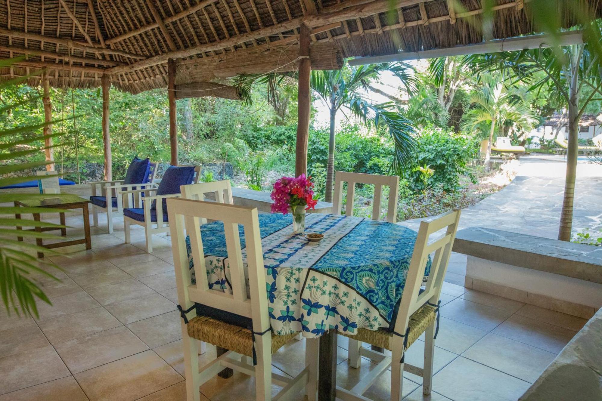 Watamu Beach Cottages Bagian luar foto