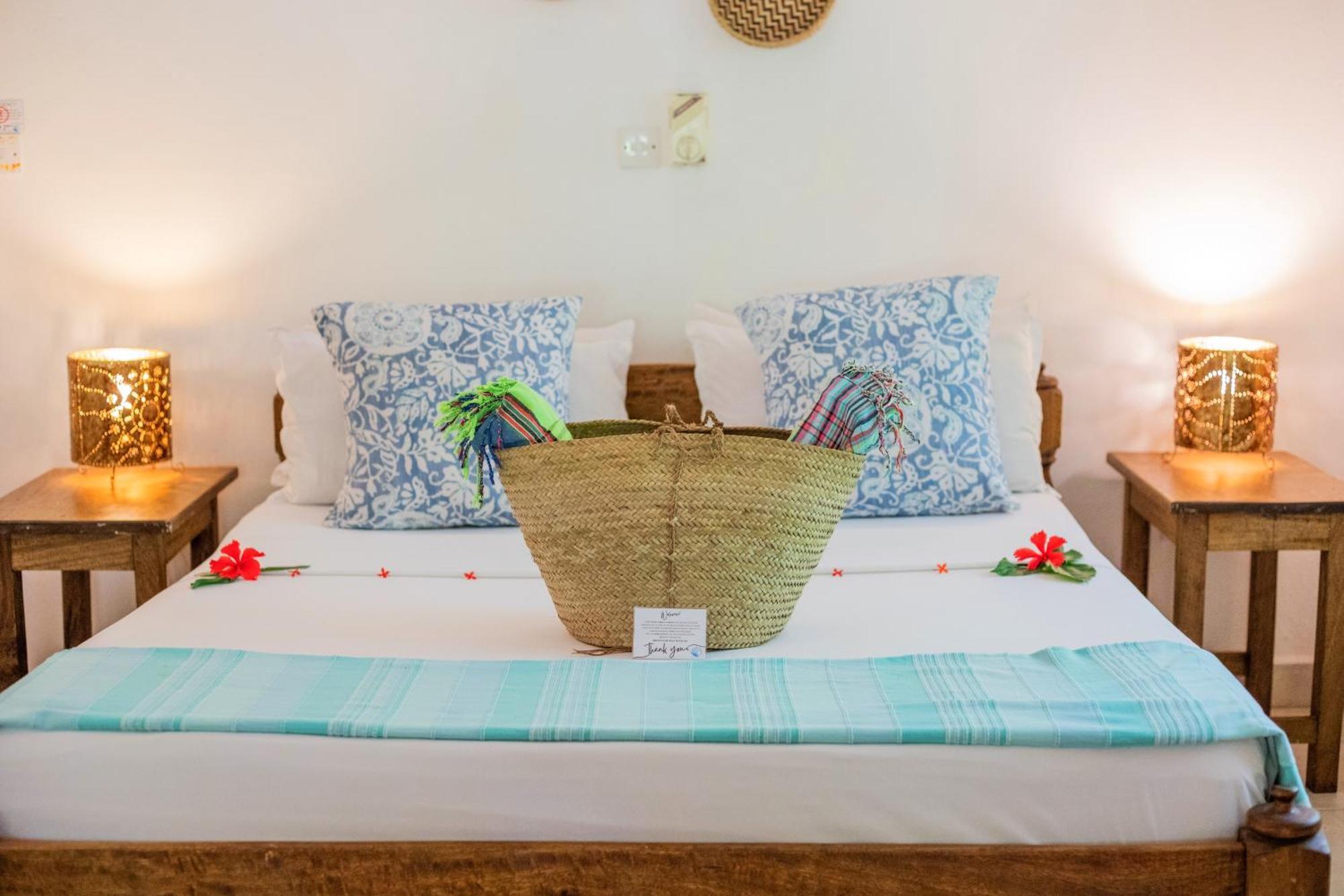 Watamu Beach Cottages Bagian luar foto