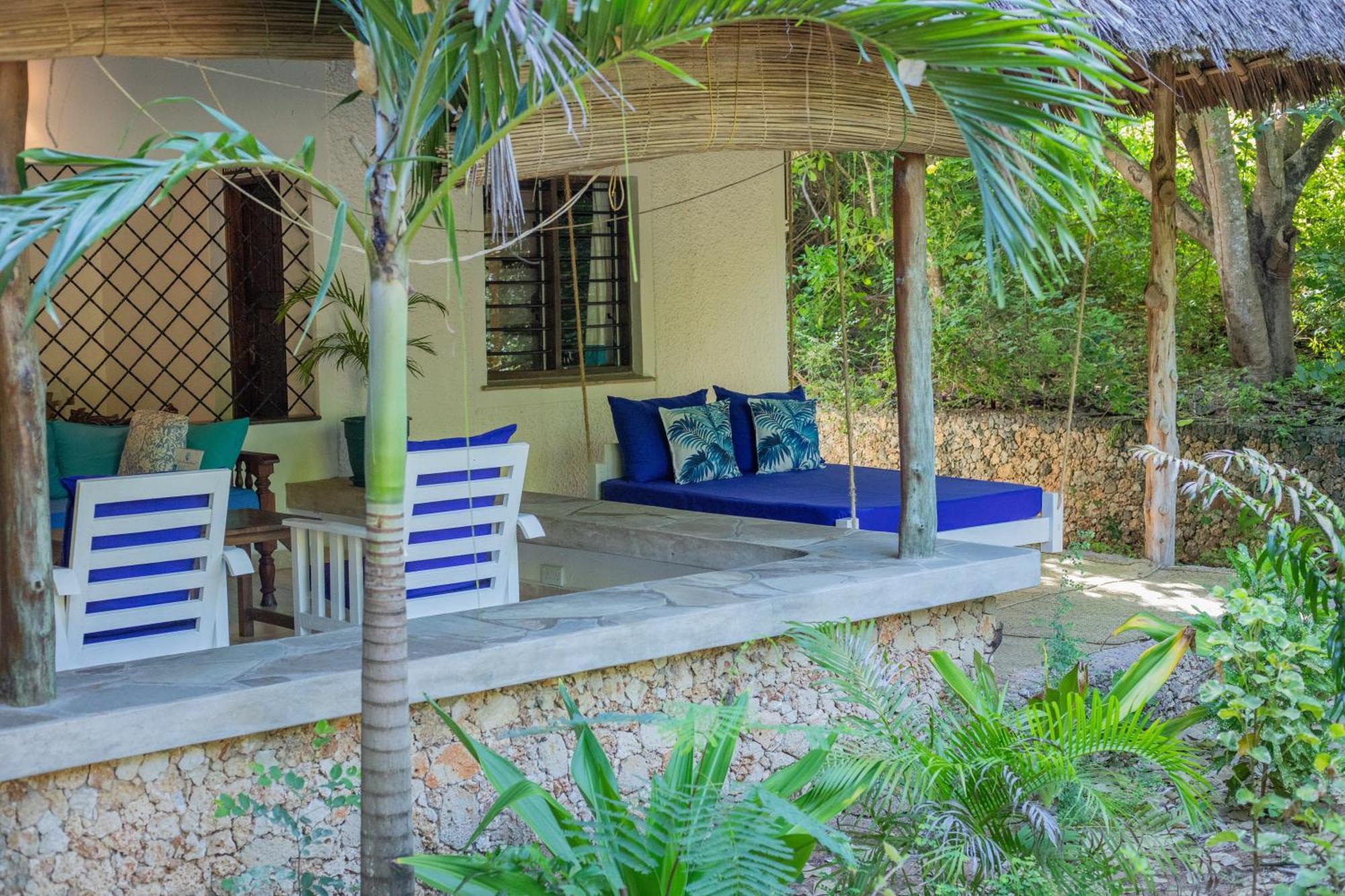 Watamu Beach Cottages Bagian luar foto